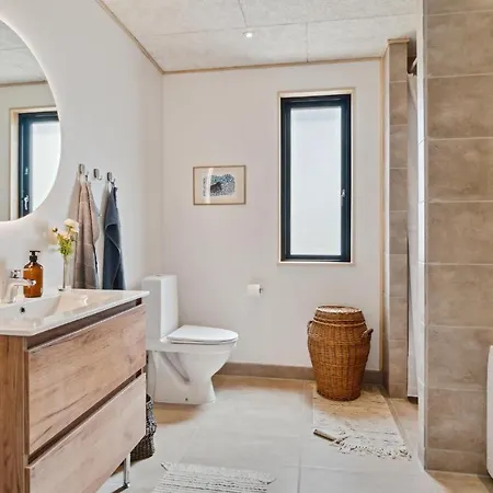 Gorgeous In Grenaa With Kitchen * Brondstrup