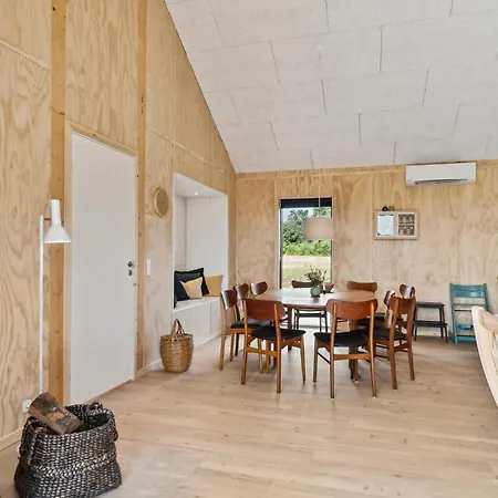 Gorgeous In Grenaa With Kitchen *